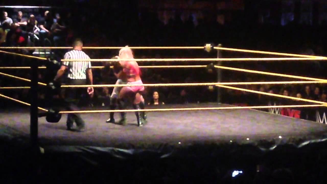 WWE NXT Albany LIVE! – Alexa Bliss VS. Bayley: NXT Women's Championship Match