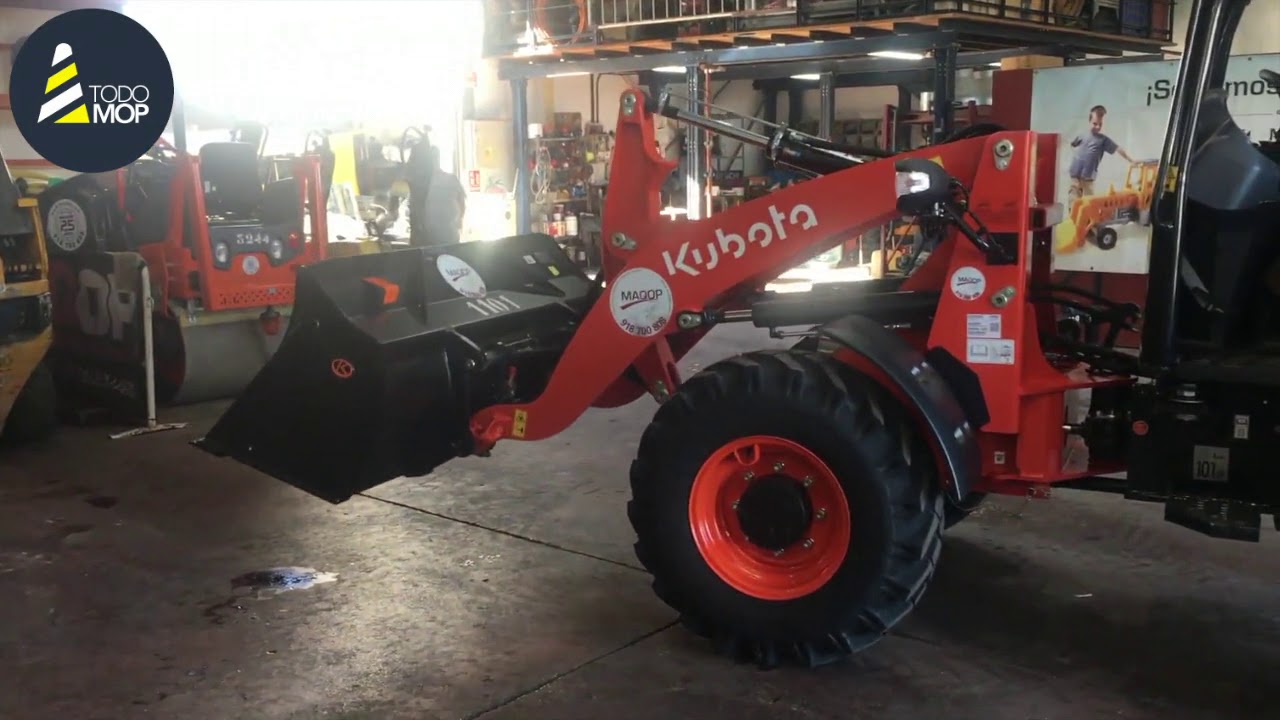 MANEJO PALANCA MULTIFUNCIONAL KUBOTA R065  mp4