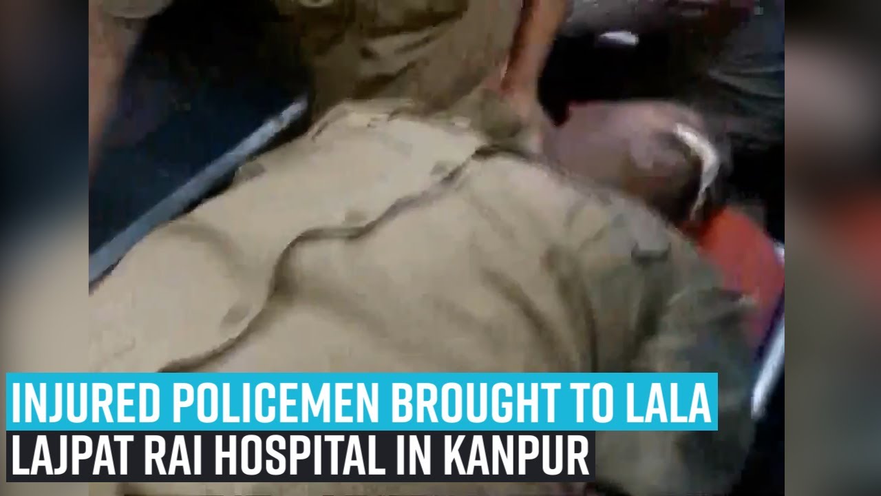 Injured policemen brought to Lala Lajpat Rai Hospital in Kanpur