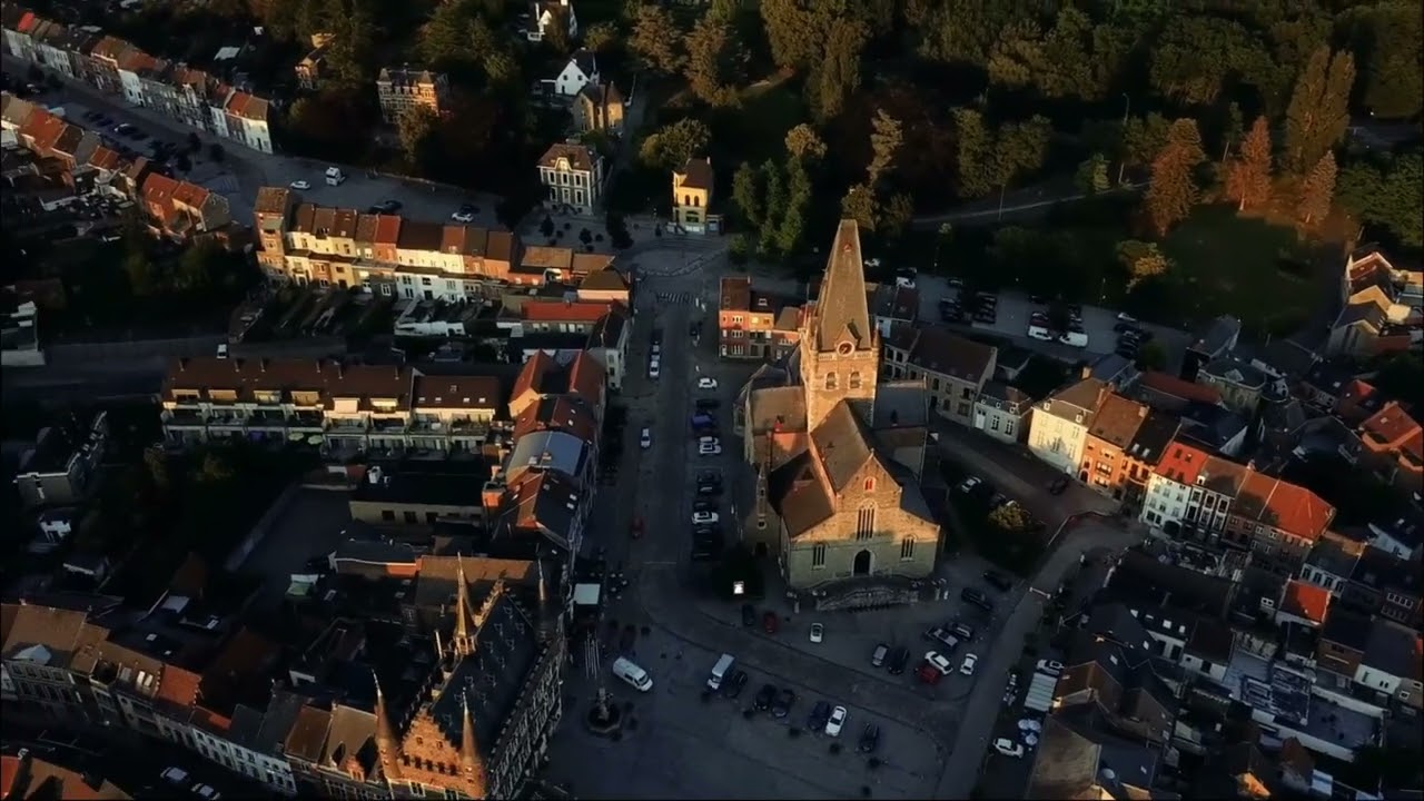 Freedom Way  Geraardsbergen  -  (Grammont) Belgica , Europa.