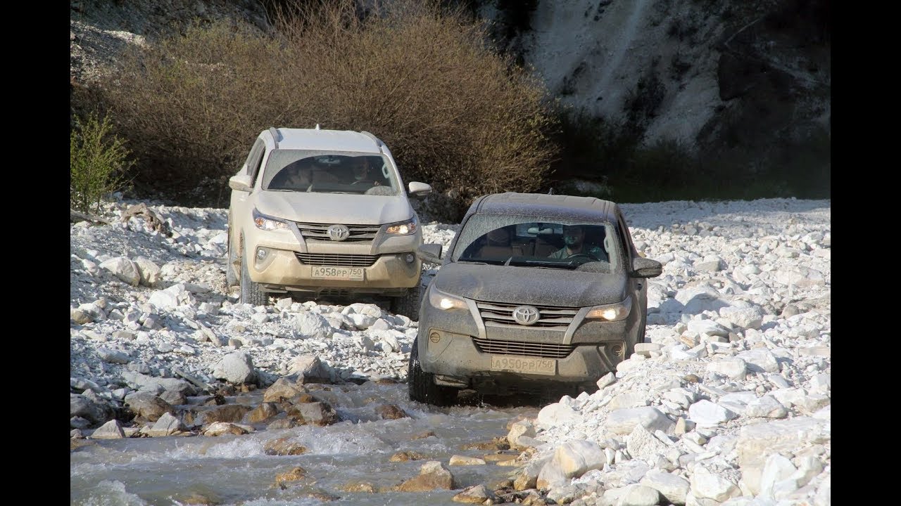 Бензиновый Toyota Fortuner на тест-драйве в Чечне