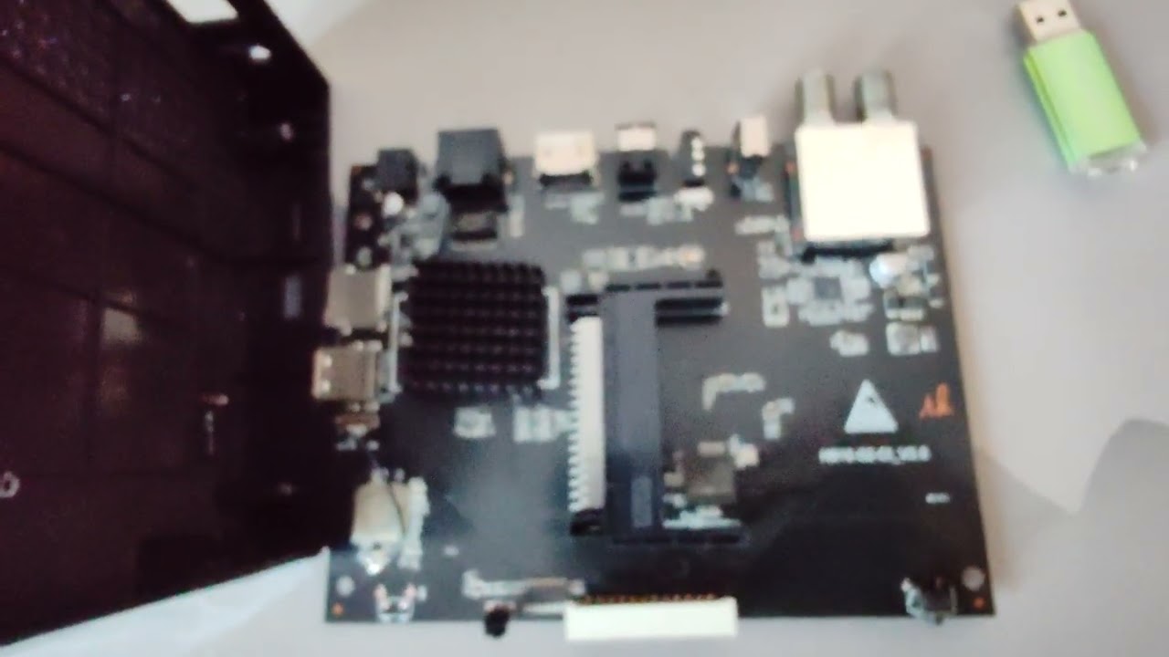 GoldMaster S530-UHD-CI+ и Rebox RE8401 UHD что находится внутри