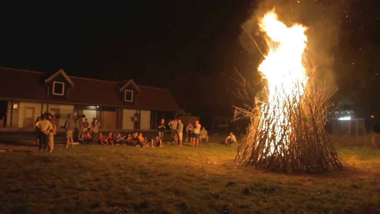 CEL MAI MARE FOC DE TABARA