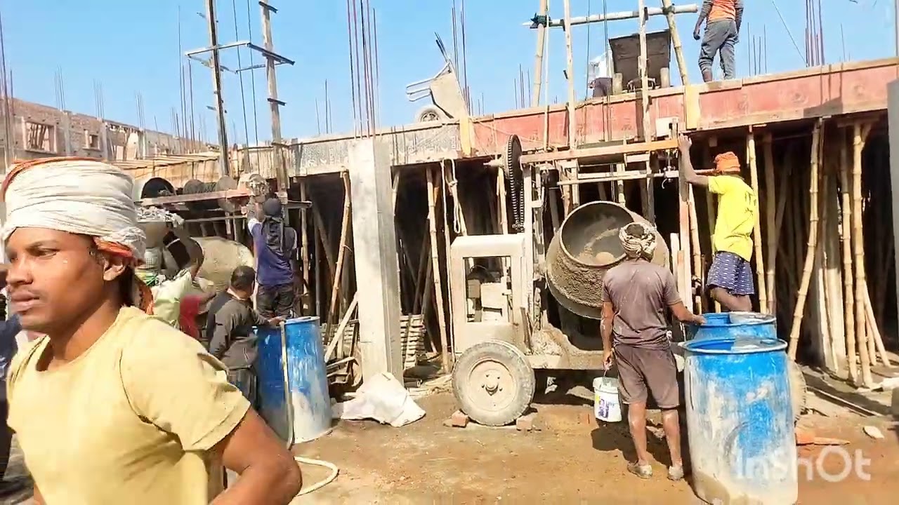 3लिफ्ट मशीन से 8000sq फीट ढलाई होते हुवे