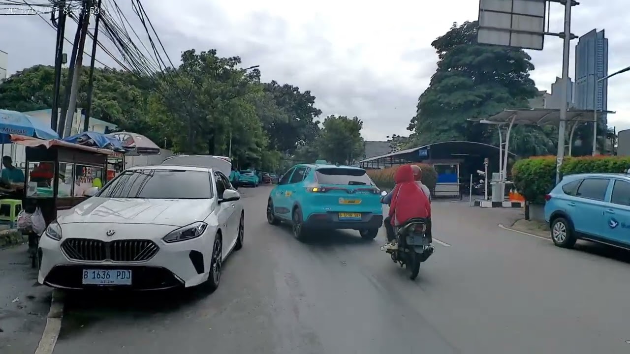 Berangkat naik bajai  pas pulang jalan kaki sambil vlog brica AE3X
