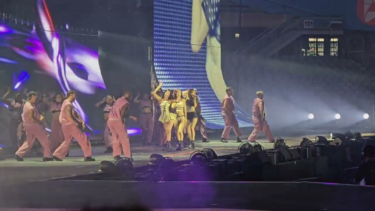 BLACKPINK Pink Venom [Deadline World Tour 07.18.2025 Chicago]