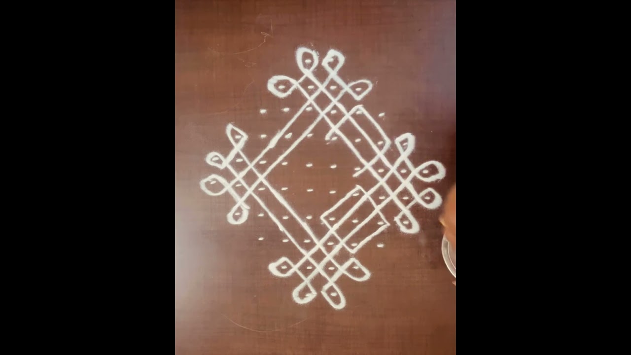 10*2 Rangoli design ❤️🌹❤️#indianrangole #youtubevideo 