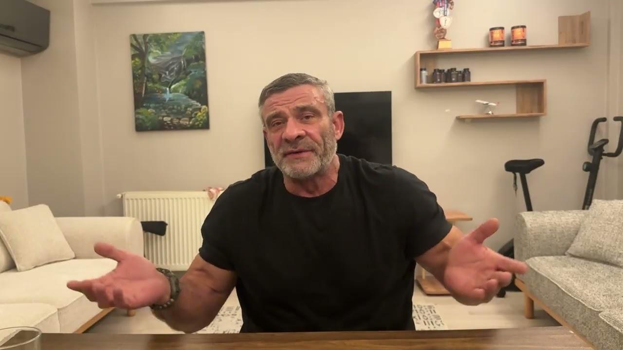 Cenk Hoca Müslümanlardan Özür Dilemeli