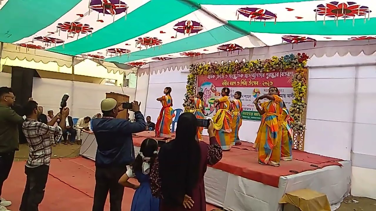 viral# হাজী সামছুন নাহার আইডিয়াল স্কুলে পিঠা উৎসব নবিন বরন এবং সাংস্কৃতিক আনুষ্ঠানে রংগ বতী নাচ 🥰