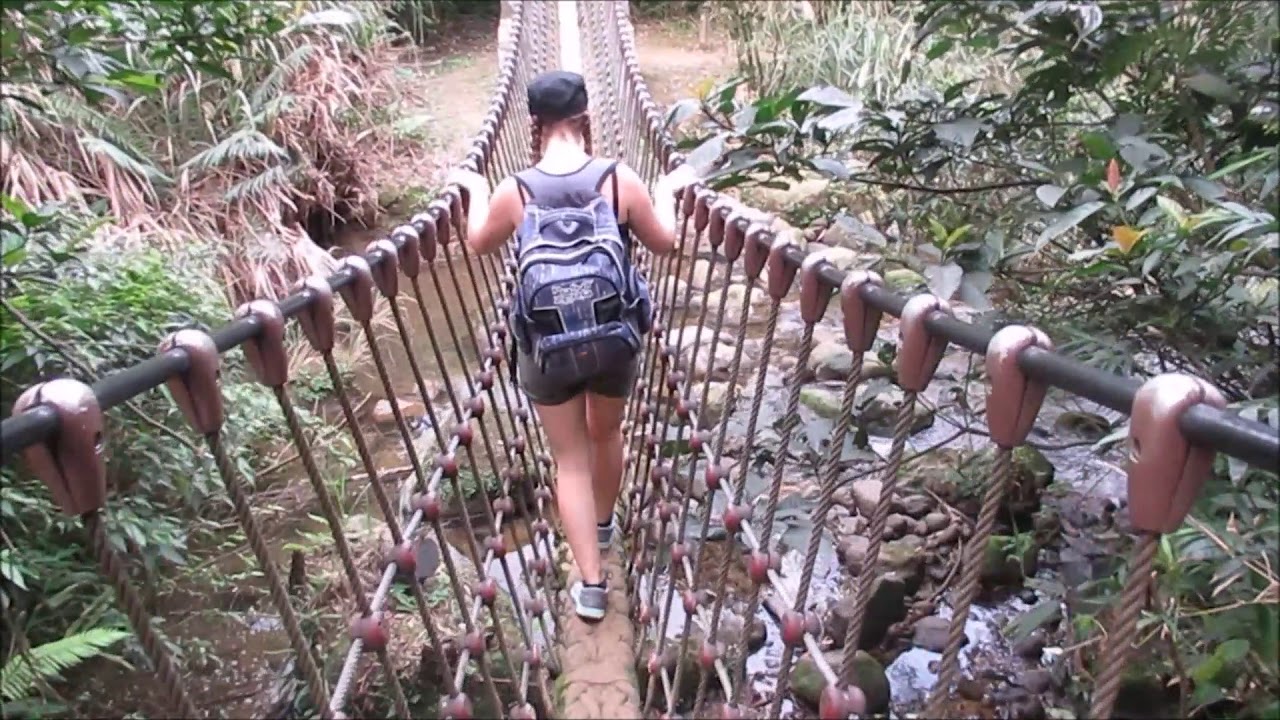 Taiwan Day Hike: Sandiaoling Waterfall Trail