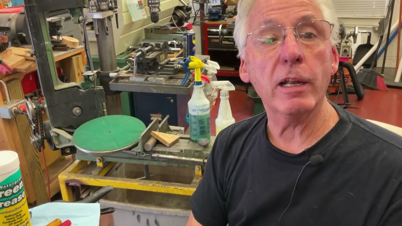 1653.  Where to oil and grease your Edison Diamond disc