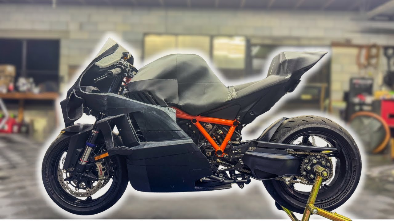 I Created a Custom Moto GP Tank and Tail Cover! PROJECT RC16