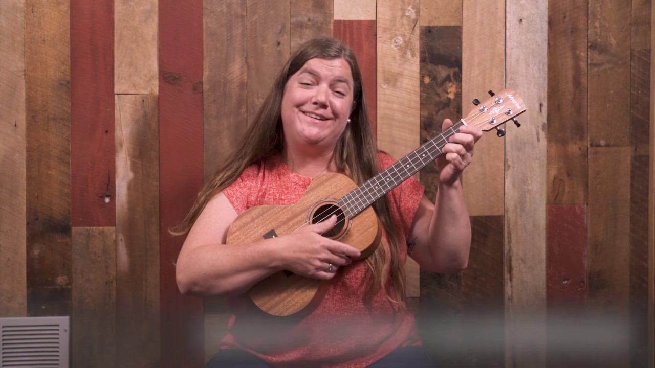 Mason Music Demo Lab: Alvarez Tenor Ukulele (RU22T)