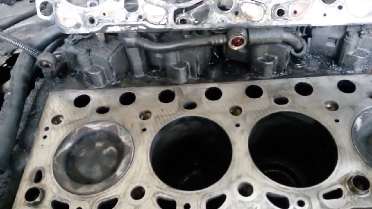 Troca da Junta de Cabeçote - Passo a Passo - Motor Mercedes Benz Eletronico serie 900