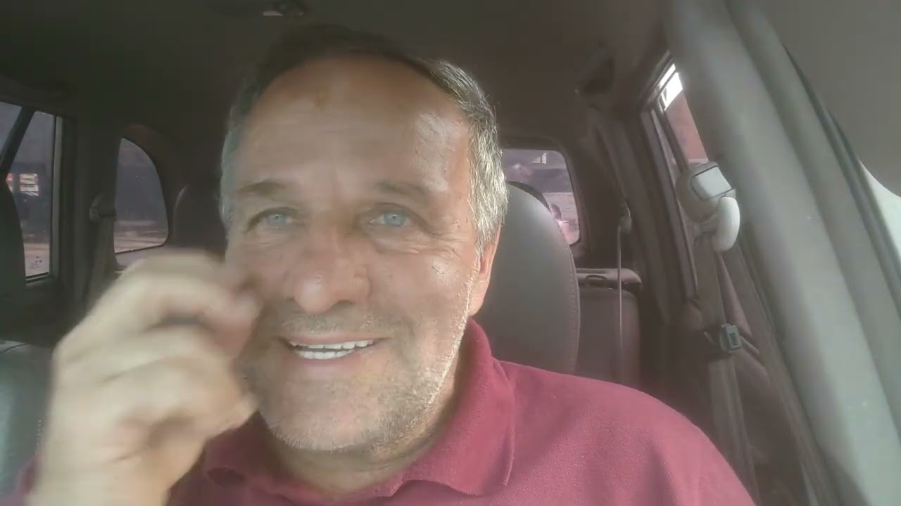 O Sr Jesus discute na igreja contra a hipocrisia dos chefes. E egoísmo. 