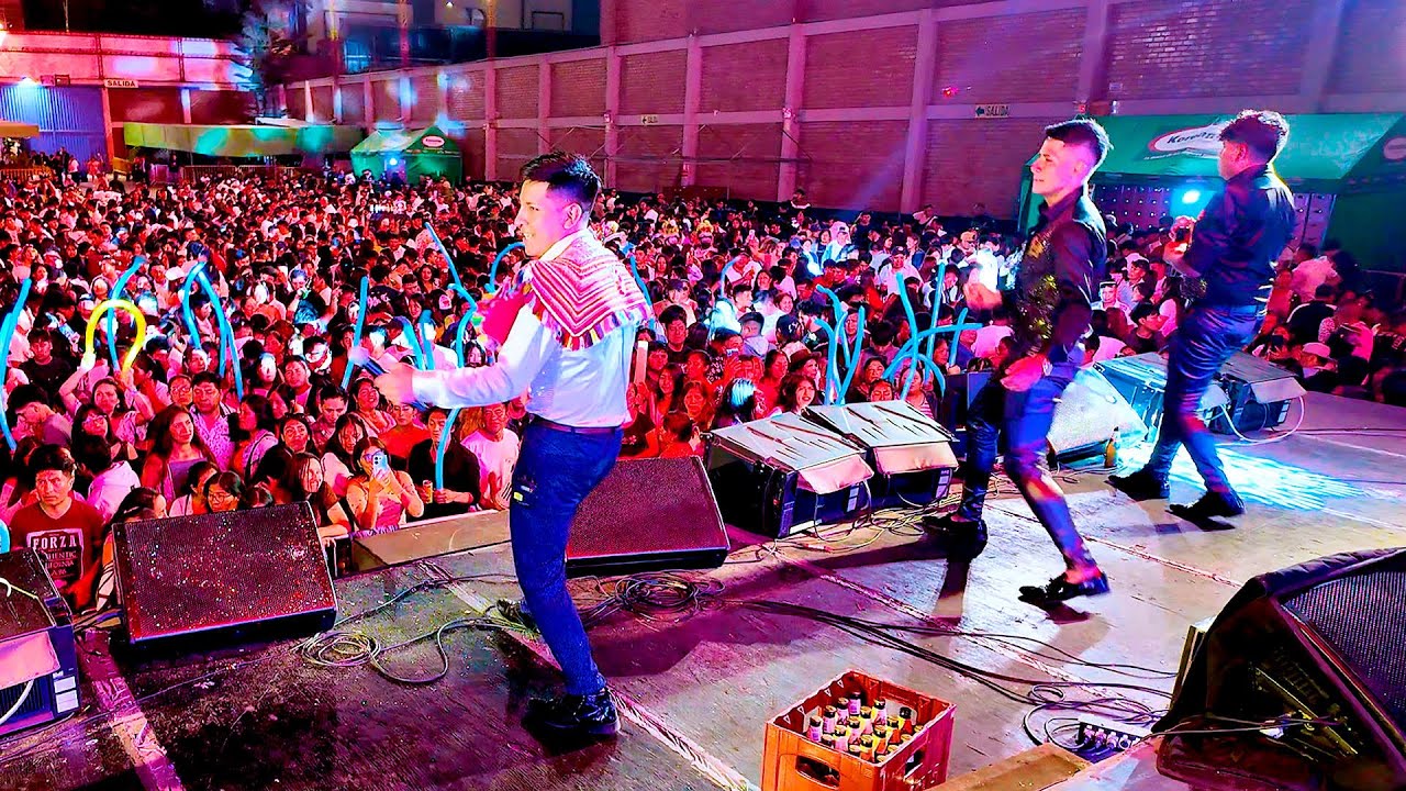 PUMITA CAZADOR ▷ | PARA QUE ME ENAMORE | En concierto en Lima  2025 ✓
