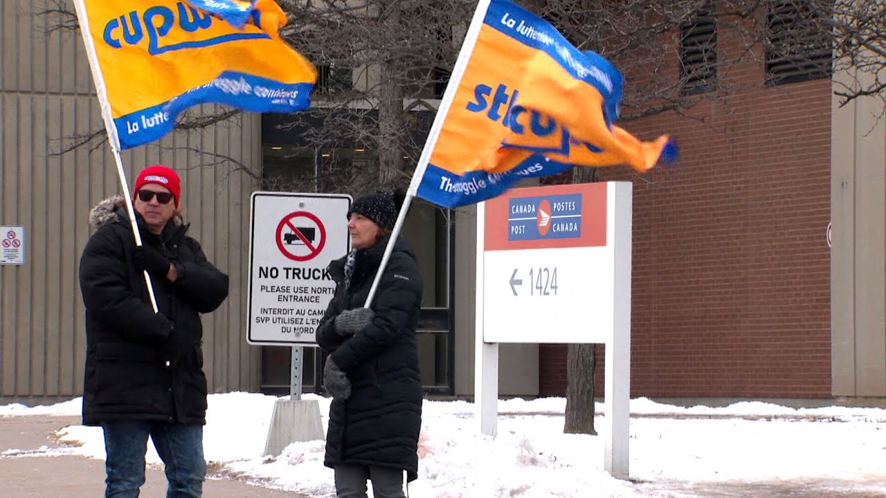 Canada Post and union resolve complaint over layoffs