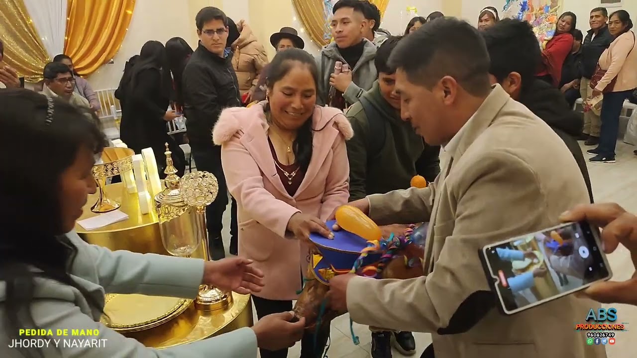 PEDIDA DE MANO A ESTILO (PAMPAS TAYACAJA) LA FAMILIA DE JHORDY DE LA CRUZ #viralvideo #videoshort