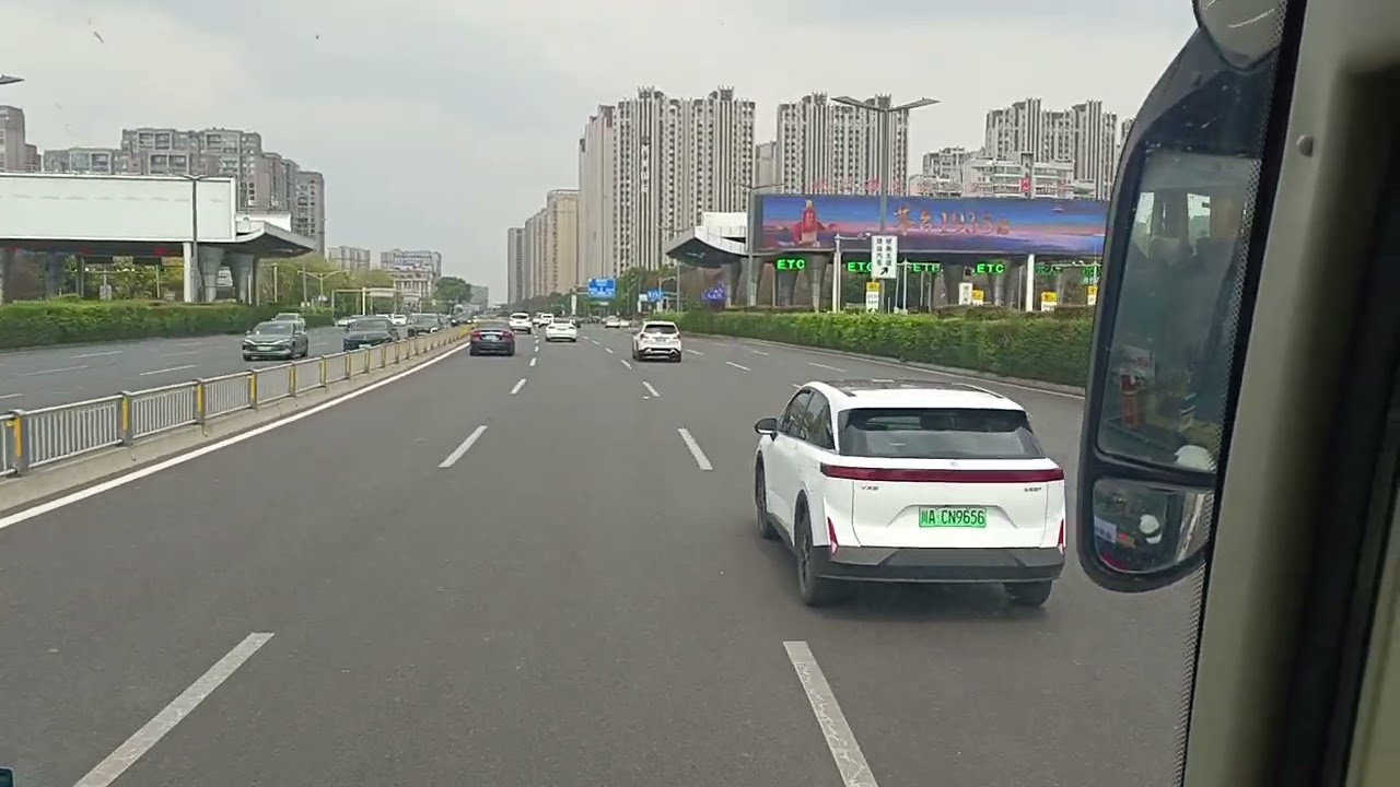 20260315  中國四川省成都市乾淨有序的街道樣貌~