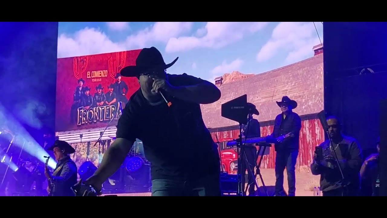 Grupo Frontera en vivo en el luna Park (no se va)