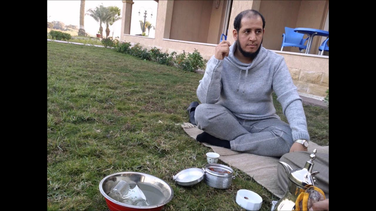 ودع أمامة حان منك رحيل..جرير