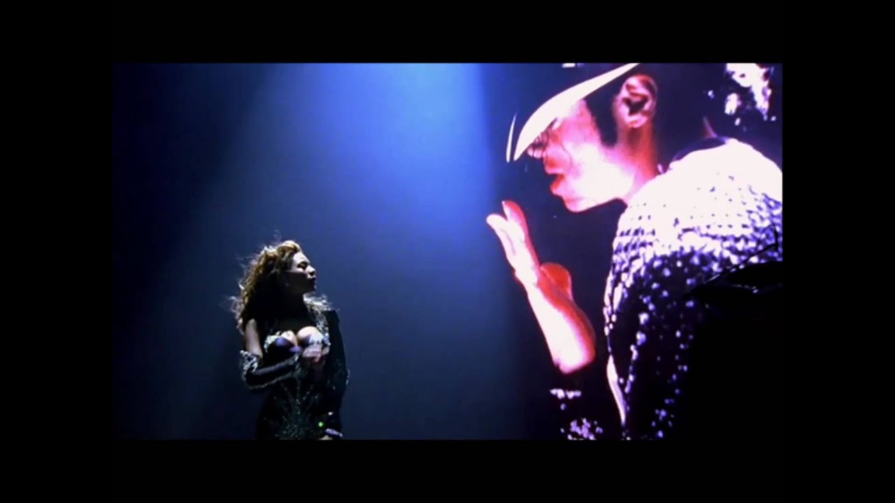 Beyoncé-Halo live (Tribute to Michael Jackson) [I Am.... World Tour DVD]