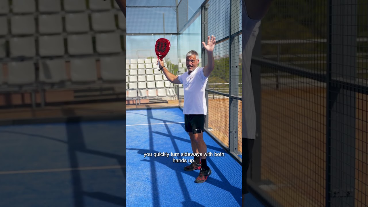 As&iacute; se hace la bandeja perfecta! #wilsonpadel