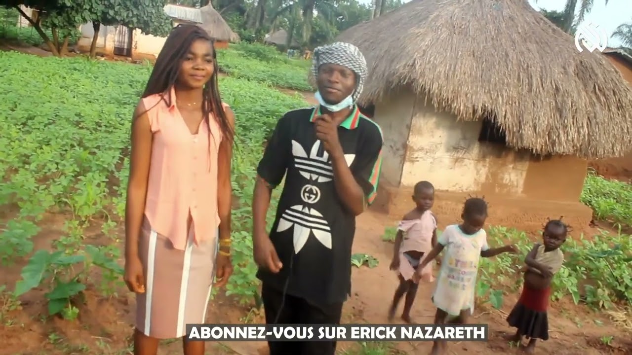 une jeune fille de LUKALABA qui parle sur la journée internationale des droits de la femme