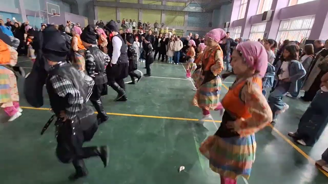 Ella Horon/Fatsa TOKİ İlkokulu 3-B Sınıfı 23 Nisan  Gösterisi