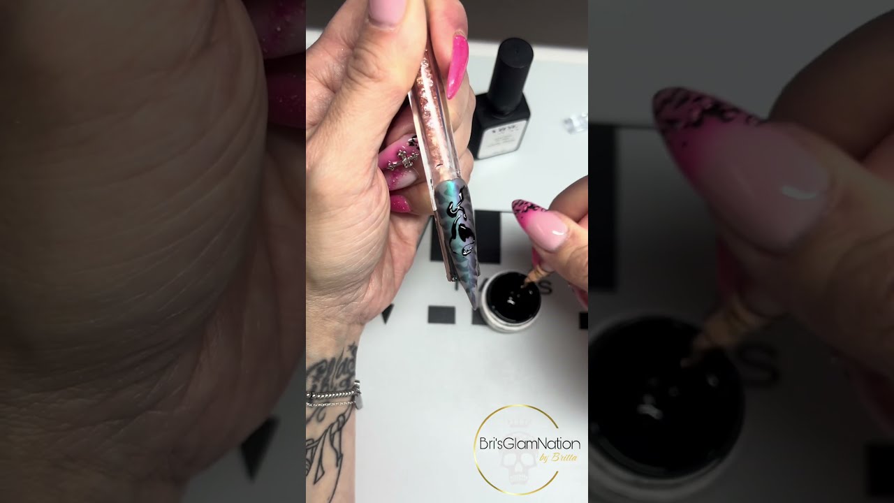 Nailart mit Pigmenten 🖤 #nailart #nailarthacks #nails #stepbystep