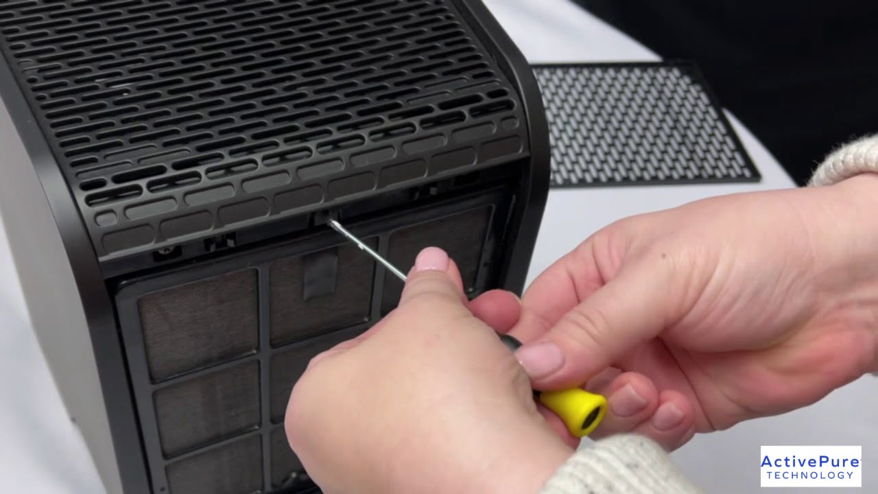 Cleaning the Pure & Clean with ActivePure