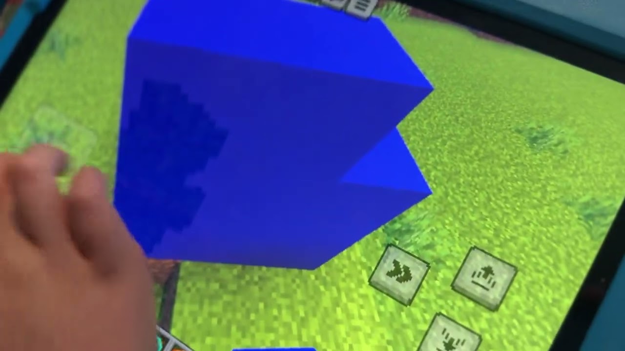 Oliver building in Minecraft: Neptune & Pluto
