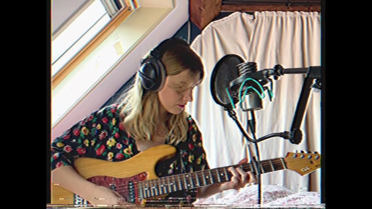 Change - Big thief cover Mathilde Edith