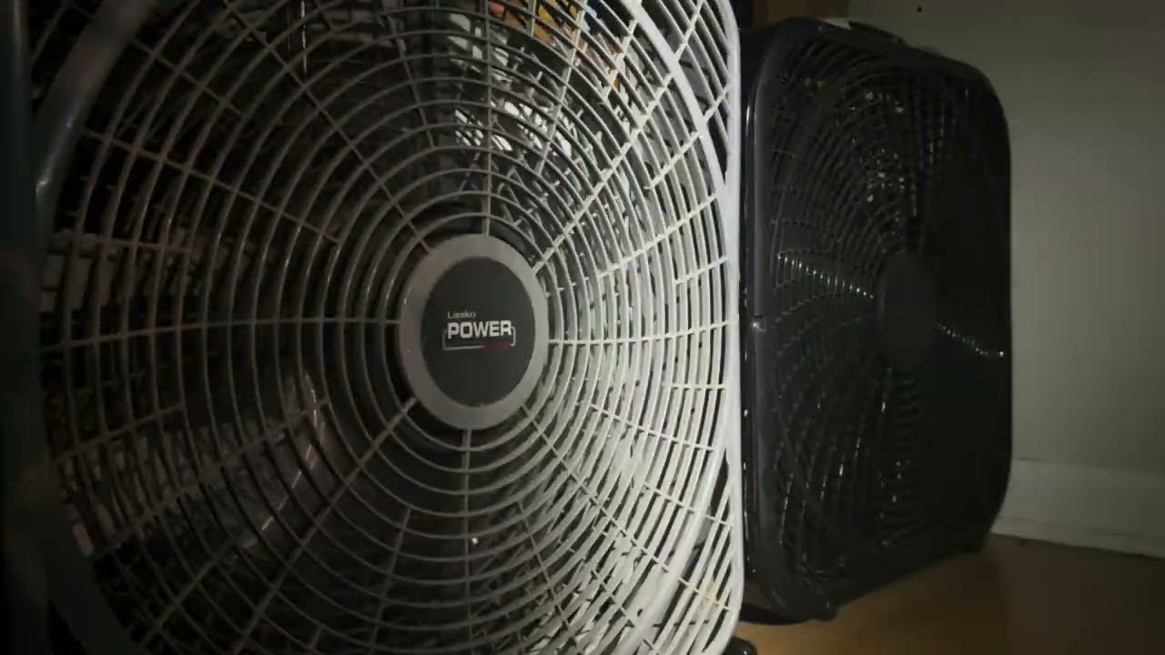 My 2016 Lasko heat pump (half frozen on cycle 1) @ (completely frozen on cycle 2)