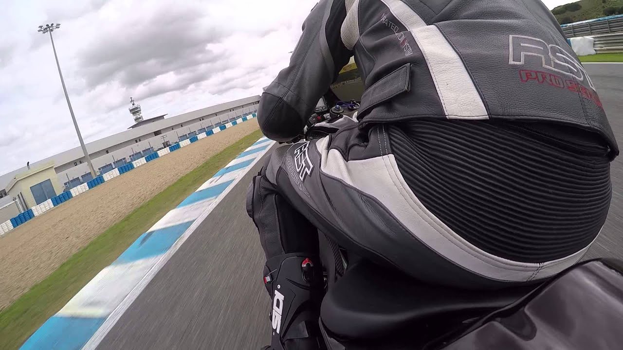 Jerez Nov 2014 GSXR 750 Rear Camera looking forward