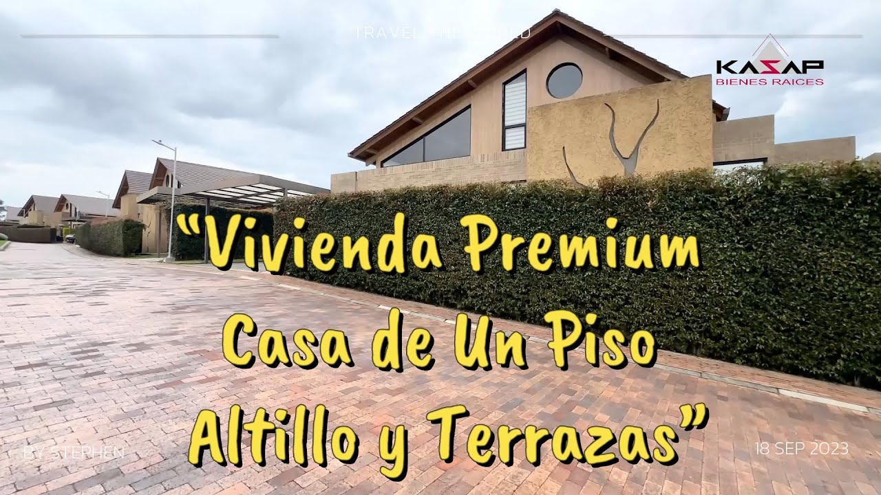 “Vivienda Premium en la Sabana: Casa de Un Piso con Altillo y Terrazas”