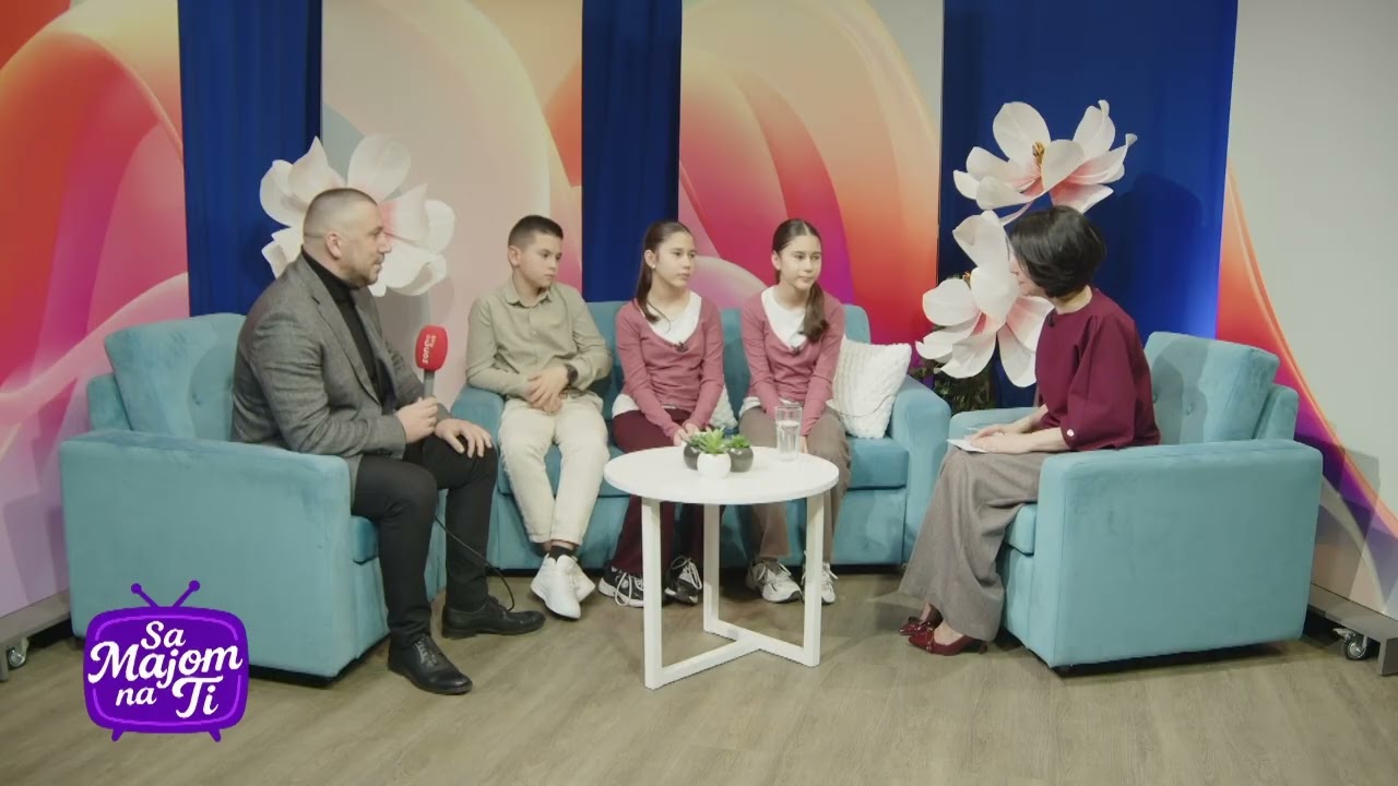 SA MAJOM NA TI - Miloš Milošević, direktor Narodne biblioteke i deca pobednici