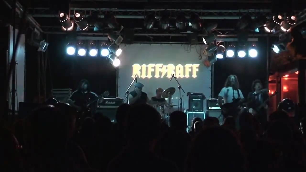 Big Jack ---black ice poetto tour 2009--- riffraff cagliari ACDC