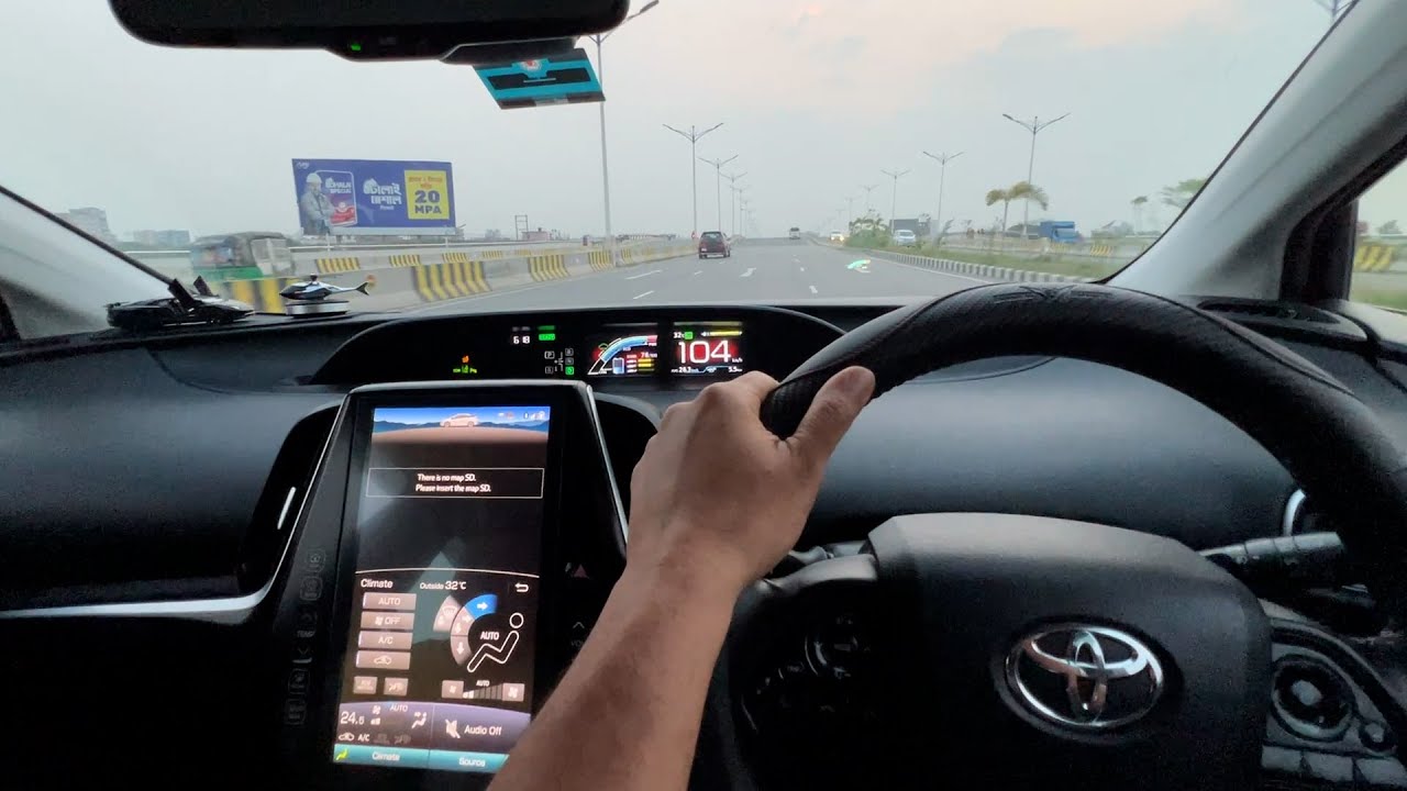 চোখের পলকেই ১০০ হিট করে ফেলে Toyota Prius 2019 Model  A Touring Premium | MSI Vlogs |