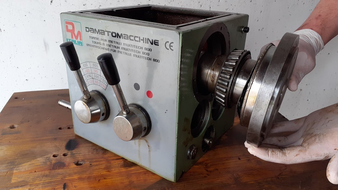 Smontaggio Testa Tornio Per Revisione Cuscinetti [ Disassembly Lathe Head For Bearings Revision ]