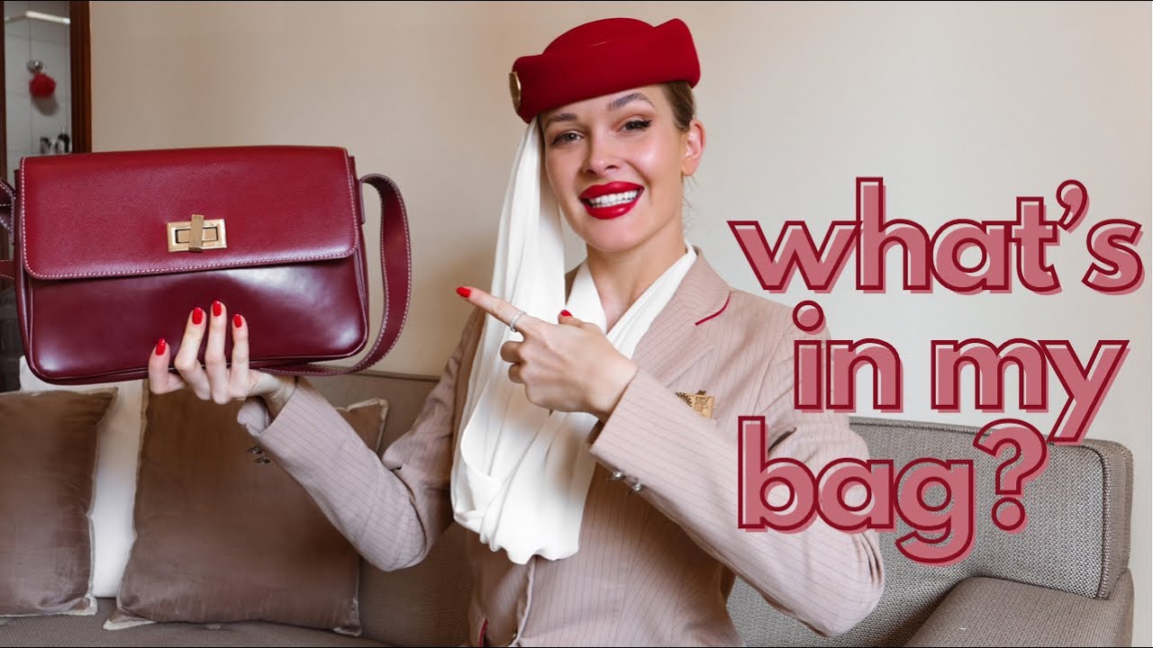 EMIRATES CABIN CREW LIFE- WHAT'S IN MY BAG?