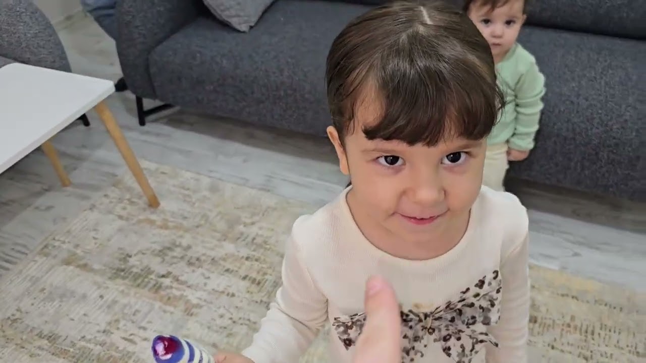 CAPPUCİNA EVE GELDİ MİLA HAKAN !! MİLAYI GİZLİCE ODAYA KAÇIŞ OPERASYONU YAPTIK!!