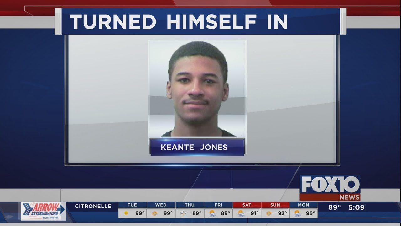 Man charged with threatening security guards at party