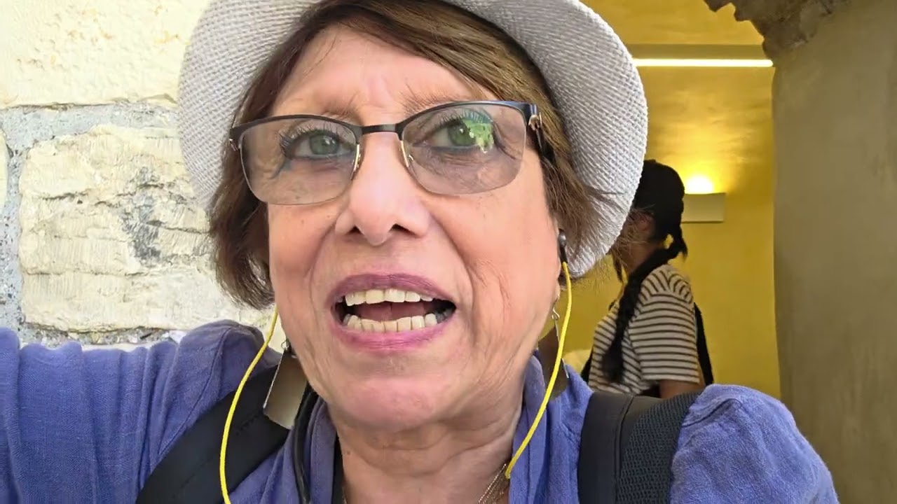 Shana Tova Umetuka desde el Kotel Hamaarabi! 