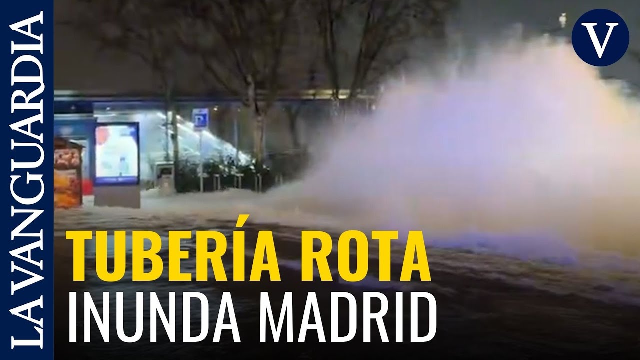 La rotura de una tubería corta el acceso al aeropuerto de Barajas en Madrid