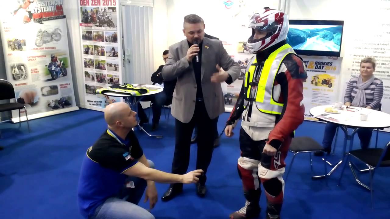 Moto Airbag vesta