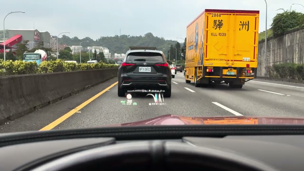 Mercedes-AMG GT 63 S E PERFORMANCE Coupé Copper Orange（C192）進階智慧駕駛輔助套件039、智能轉向輔助、主動車道維持輔助、抬頭顯示器、駕駛注