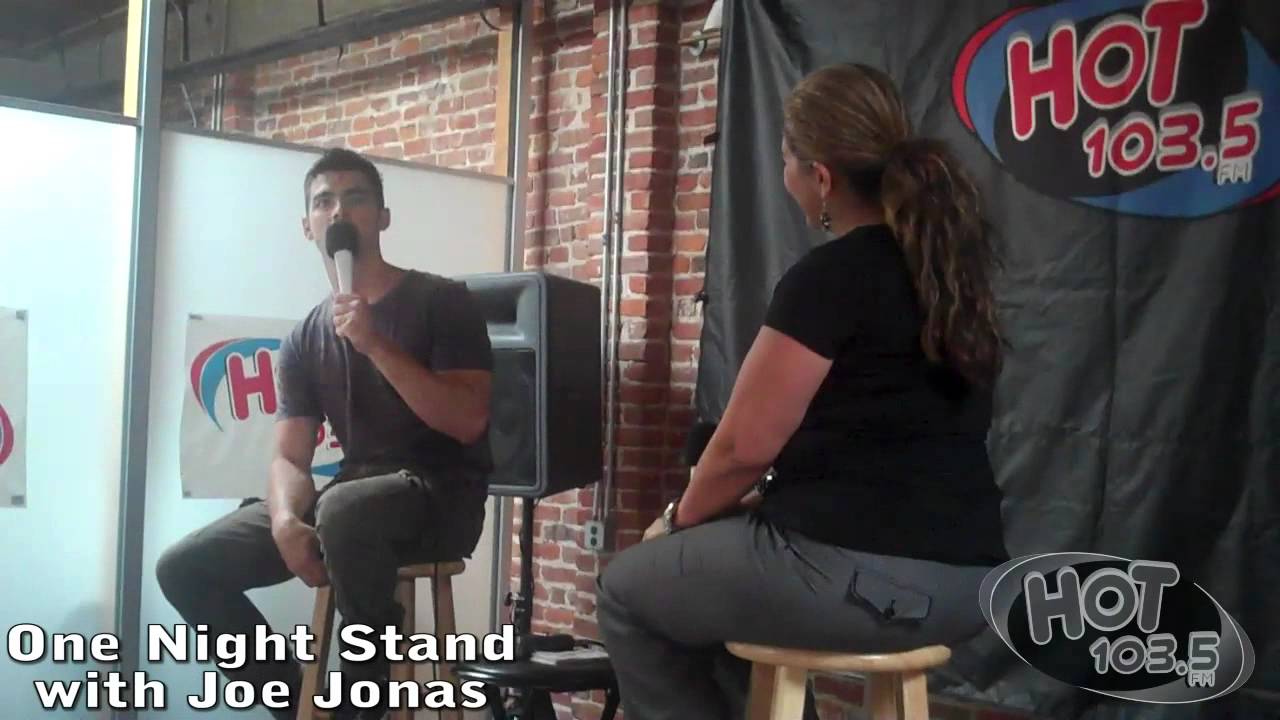 HOT One Night Stand - Joe Jonas & Pattie Moreno