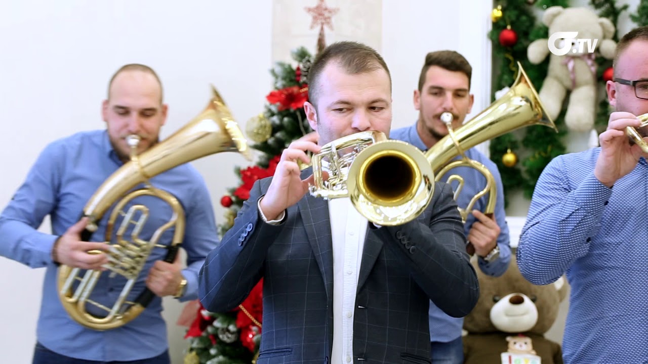 Trubački orkestar Ivana Jovanovića -  Užicko kolo (uživo)
