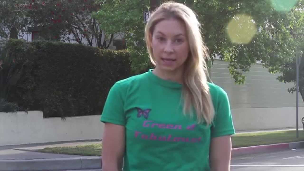 Tom's Day Without Shoes- Trailer